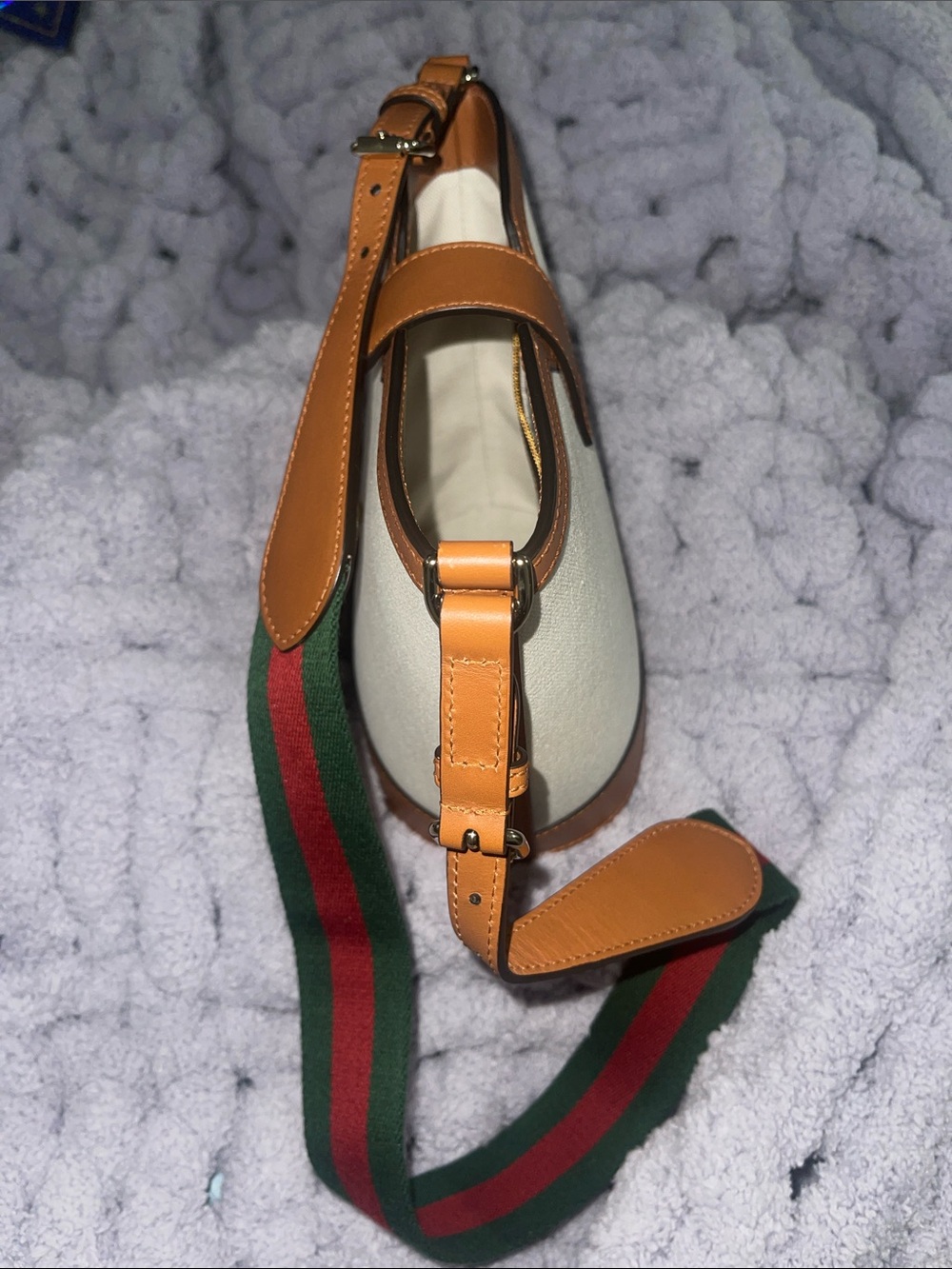 Gucci Canvas Bucket Bag with Tan Leather and Sherry Line Strap - Picture 2 of 5
